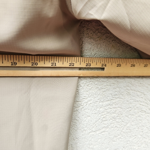 New Cabela's Shirt Men's Medium Beige Insect Defense UV Protection Caped Back - Picture 13 of 16